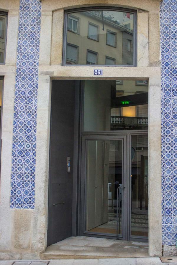 Bright Downtown Apartment Porto Luaran gambar
